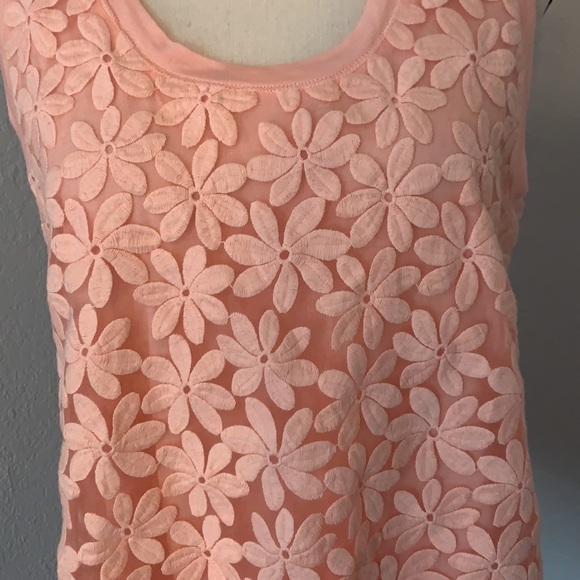 J. Crew Pink Floral Embroidered Sleeveless Blouse size Medium - Picture 4 of 7